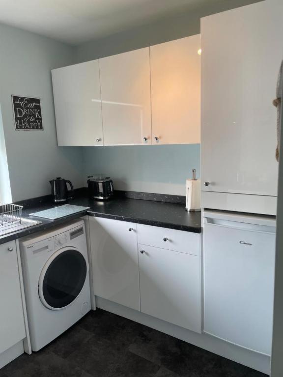Seaview Apartment With Parking Ексмут Екстериор снимка
